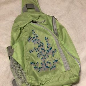 New WOT Eddie Bauer single strap pack